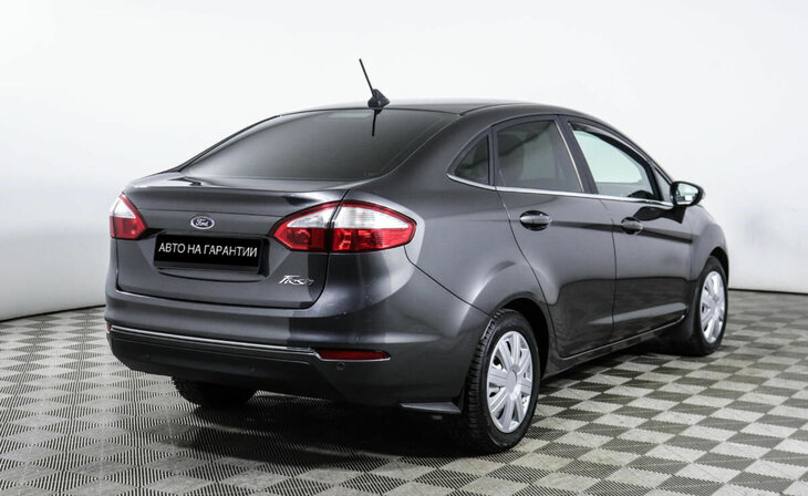 Ford Fiesta - Фото 2