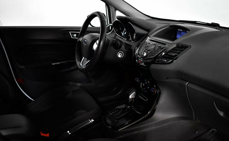 Ford Fiesta - Фото 4
