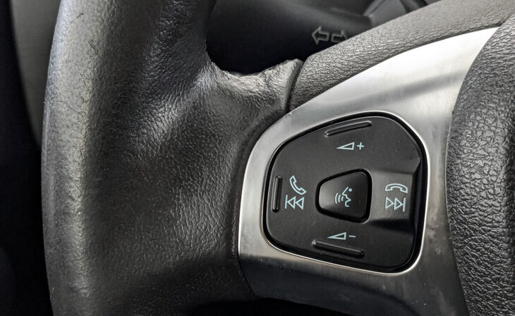 Ford Fiesta - Фото 14