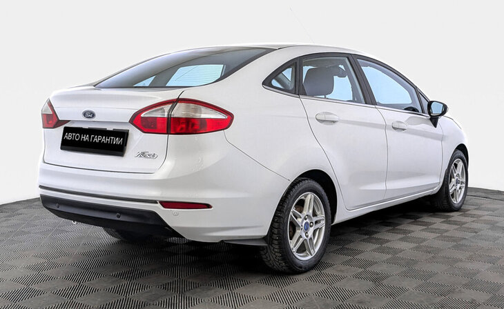 Ford Fiesta - Фото 2