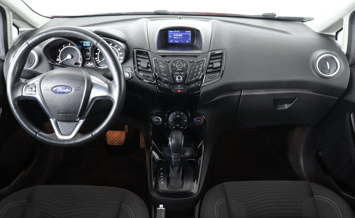 Ford Fiesta - Фото 5