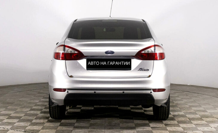 Ford Fiesta - Фото 3