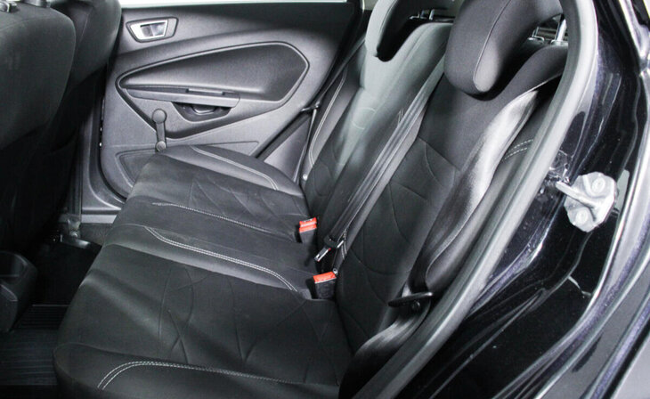 Ford Fiesta - Фото 10