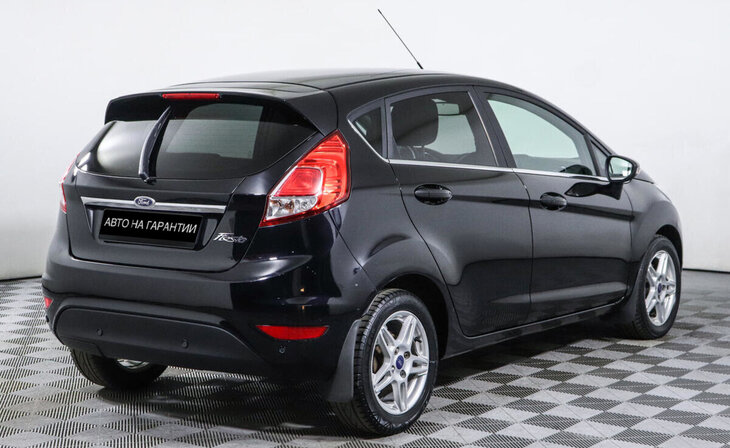 Ford Fiesta - Фото 2