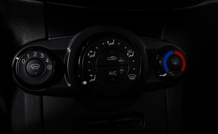 Ford Fiesta - Фото 14