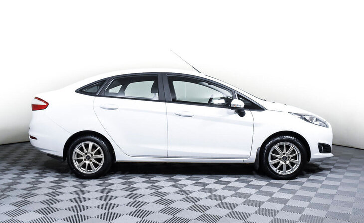 Ford Fiesta - Фото 3