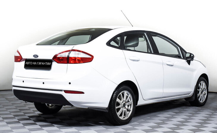 Ford Fiesta - Фото 4