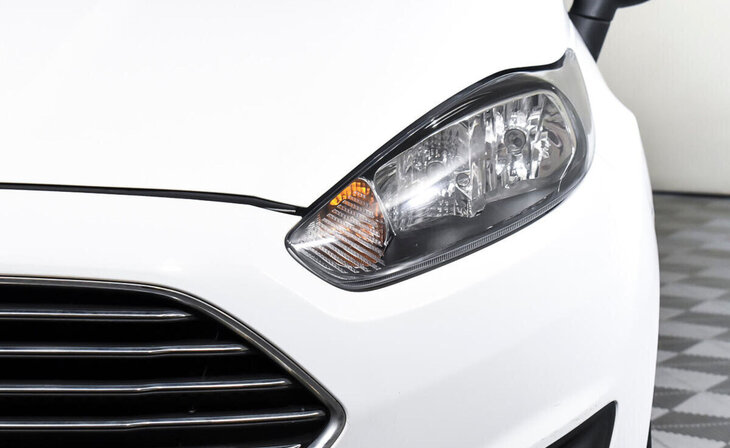 Ford Fiesta - Фото 6