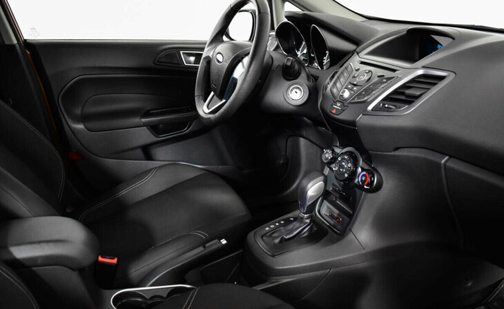 Ford Fiesta - Фото 6