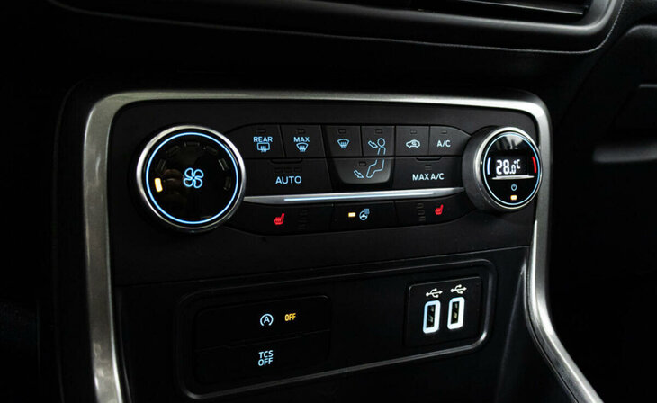 Ford EcoSport - Фото 11