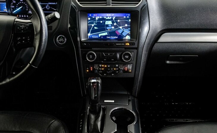 Ford Explorer - Фото 9