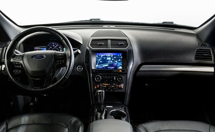 Ford Explorer - Фото 6