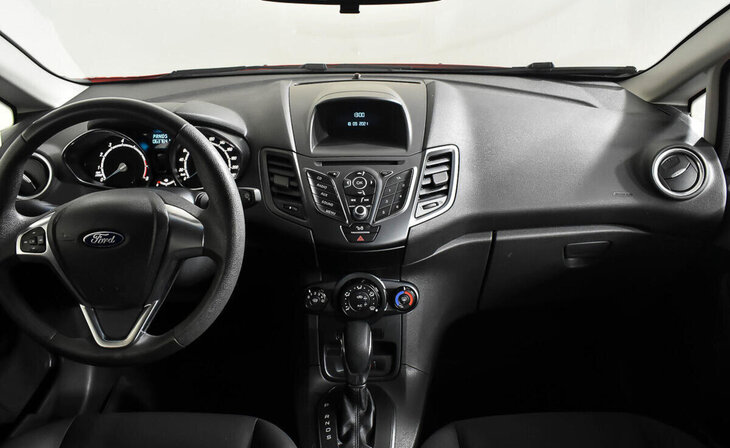 Ford Fiesta - Фото 10