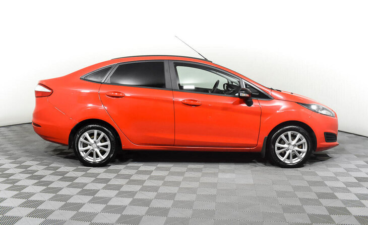 Ford Fiesta - Фото 3
