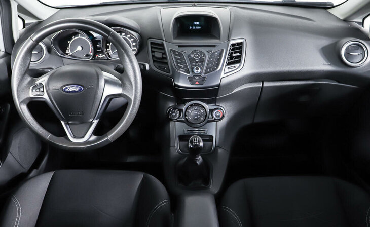 Ford Fiesta - Фото 9