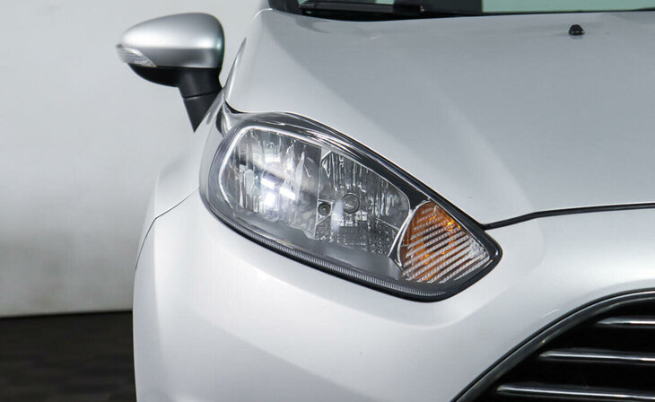 Ford Fiesta - Фото 6