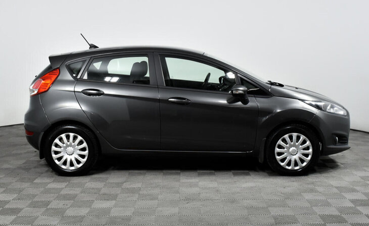 Ford Fiesta - Фото 3