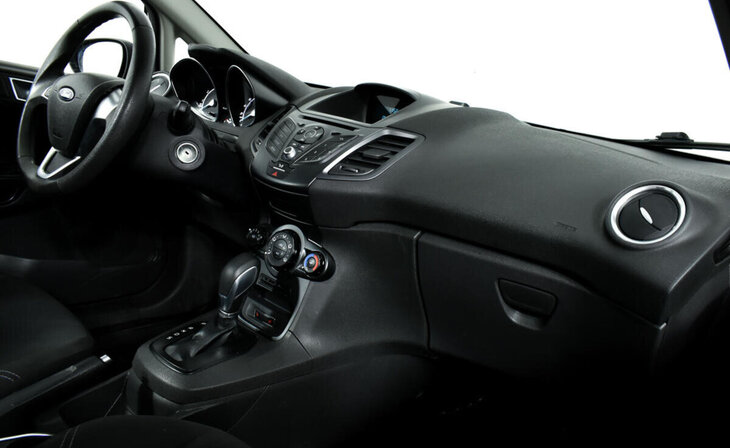 Ford Fiesta - Фото 6