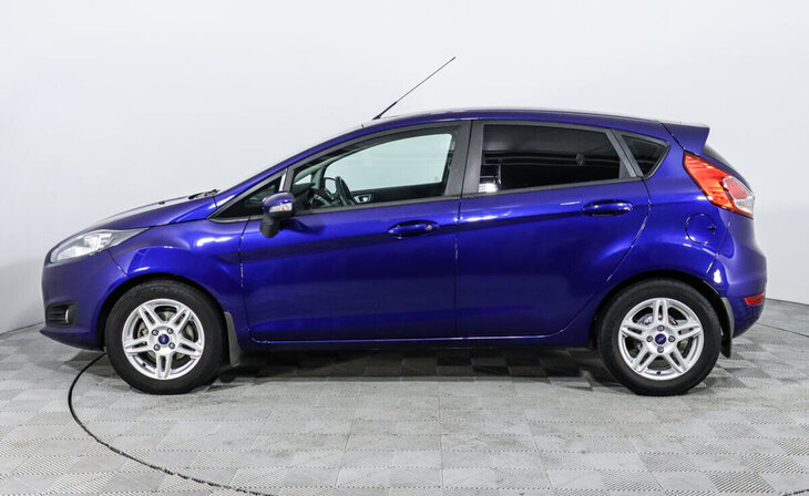 Ford Fiesta - Фото 2