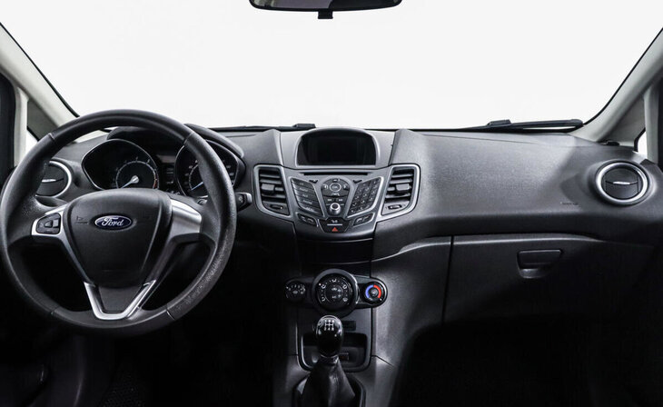 Ford Fiesta - Фото 7
