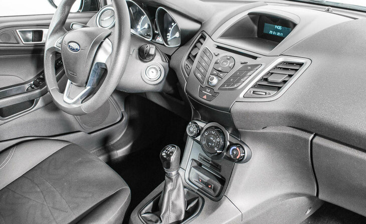 Ford Fiesta - Фото 9