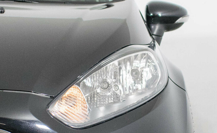 Ford Fiesta - Фото 6