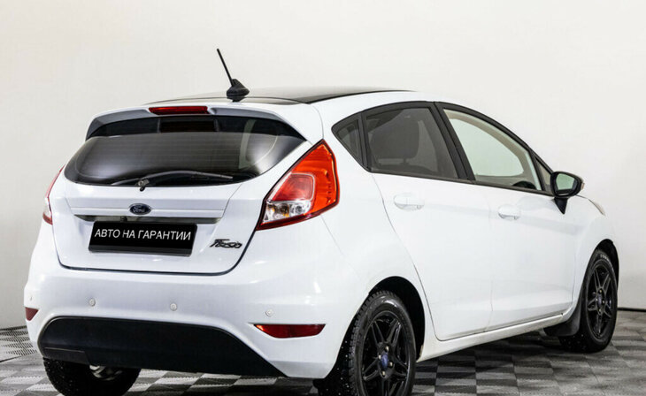 Ford Fiesta - Фото 4