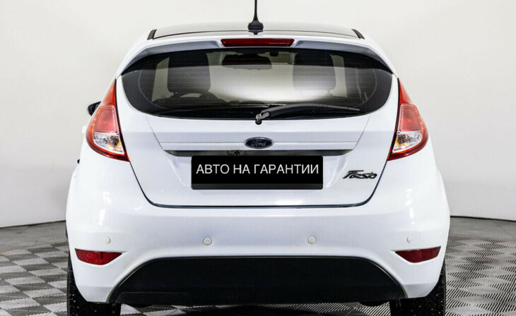 Ford Fiesta - Фото 5