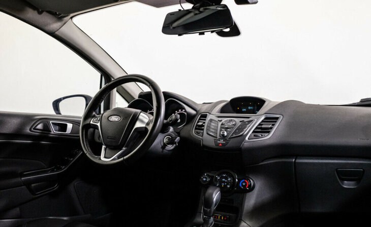 Ford Fiesta - Фото 6