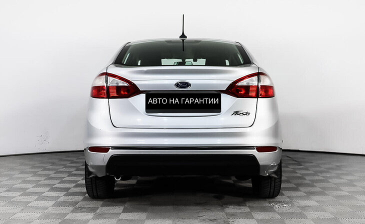 Ford Fiesta - Фото 3