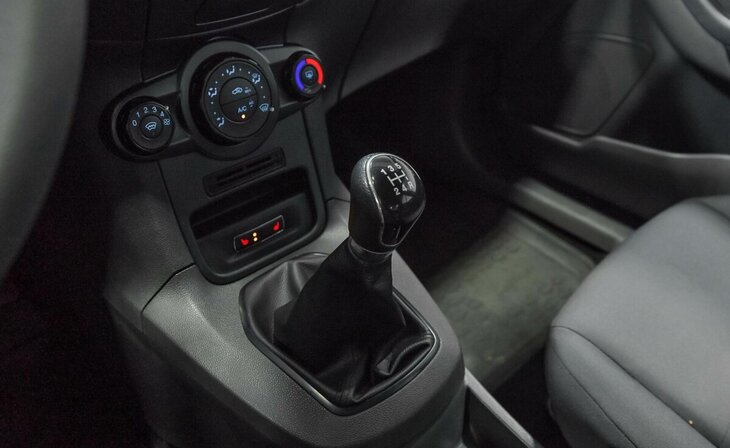 Ford Fiesta - Фото 7