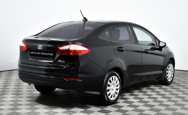 Ford Fiesta - Фото 4