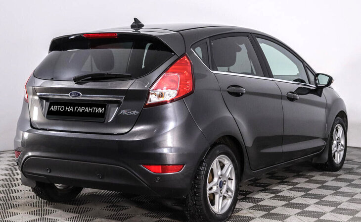 Ford Fiesta - Фото 4