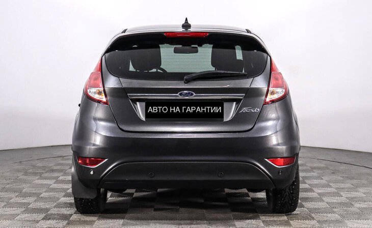 Ford Fiesta - Фото 5