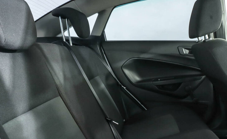 Ford Fiesta - Фото 13