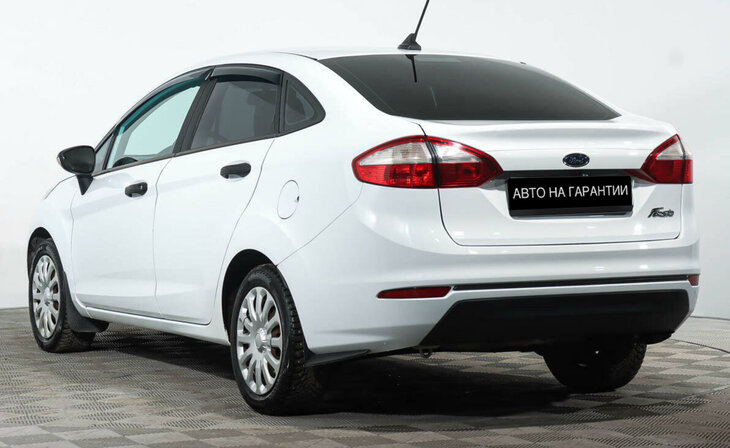 Ford Fiesta - Фото 3