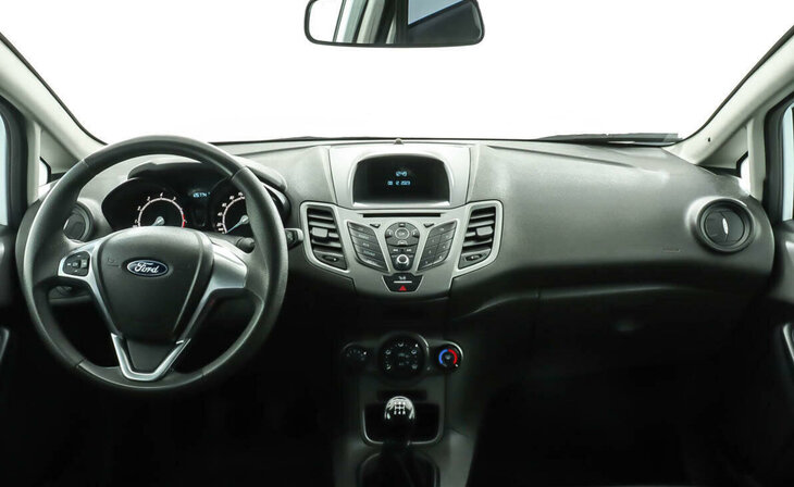 Ford Fiesta - Фото 5
