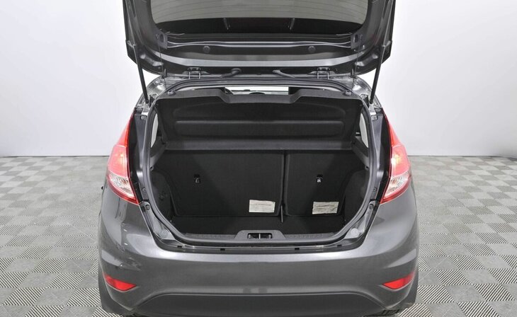 Ford Fiesta - Фото 12