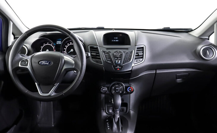 Ford Fiesta - Фото 10