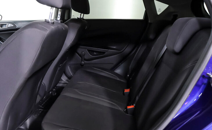 Ford Fiesta - Фото 14