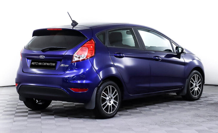 Ford Fiesta - Фото 4