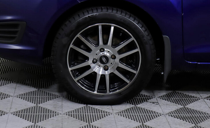 Ford Fiesta - Фото 8