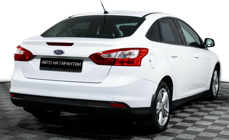 Ford Focus - Фото 4