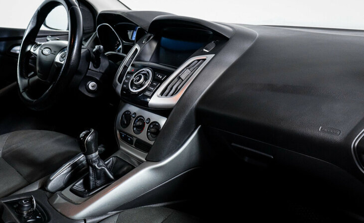 Ford Focus - Фото 7