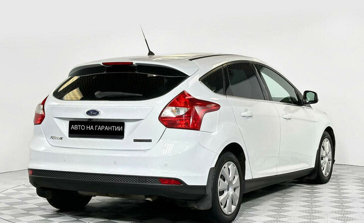 Ford Focus - Фото 2