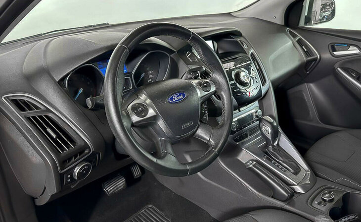Ford Focus - Фото 6