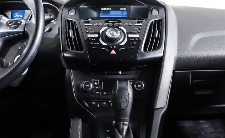 Ford Focus - Фото 13