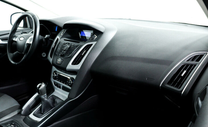 Ford Focus - Фото 6
