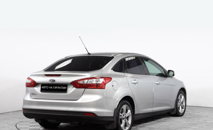 Ford Focus - Фото 2
