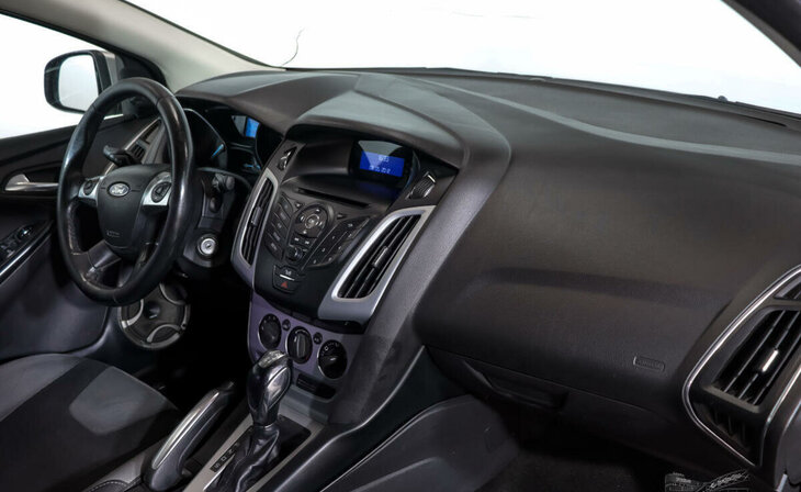 Ford Focus - Фото 4